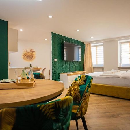 Apartament Ksiazecy Gold Klimatyzacja Болеславець Екстер'єр фото